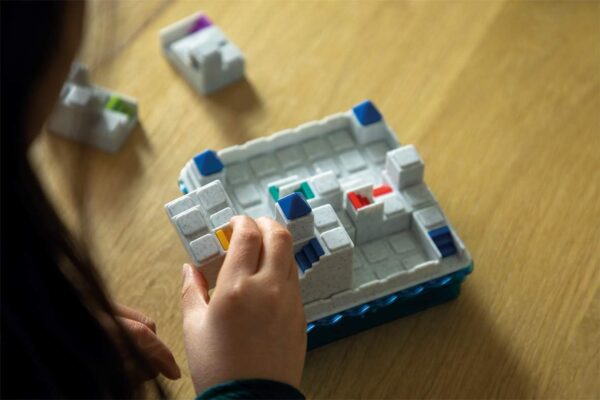 Smart Games - Escapa De Atlantis | Rompecabezas Niños | Juego De Mesa 8 Años O Más | Juegos Para Niños | Regalos Niños 8 Años O Más | Juego Mesa Piezas 3d - Image 8