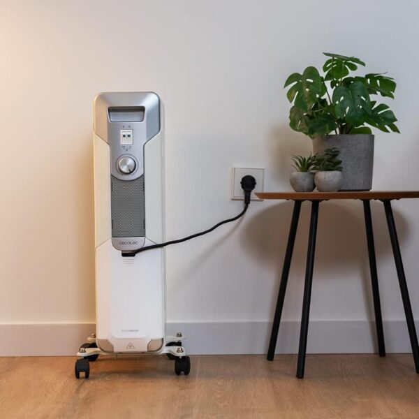 Cecotec Radiador Eléctrico de Aceite ReadyWarm 7000 Space. 7 Módulos, Bajo Consumo, 1500 W, 3 Niveles, Recogecables, Sistema de Seguridad, Ruedas, 15 m2 - Image 3