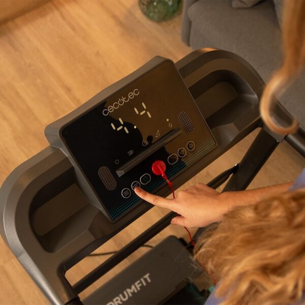 Cecotec Cinta de Correr Plegable DrumFit WayHome, Inclinación, Cinturón de Masaje, Mancuernas y Barras de Espuma, 1-18 km/h, 12 Programas, Superficie de Carrera Amplia - Image 5