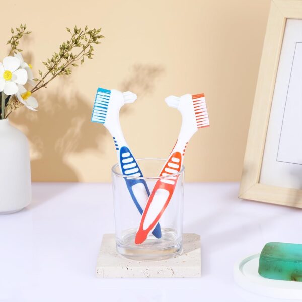 WLLHYF Juego de 2 cepillos de dientes para dentaduras postizas de doble cara, juego de limpiador de dentaduras postizas de alta calidad, cerdas multicapa, mango de goma (azul/naranja) - Image 7
