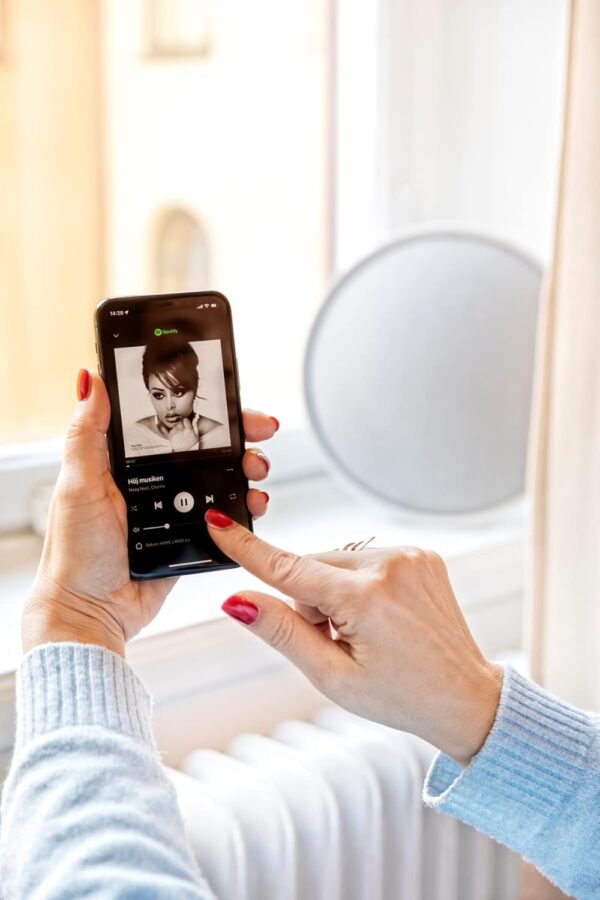 Defunc Home Altavoz Inteligente Multiroom de 100W - Altavoz Bluetooth 5.0 Compatible con Alexa y Airplay2, Sonido Potente, Soporte de Pared o Suelo, Blanco - Image 4