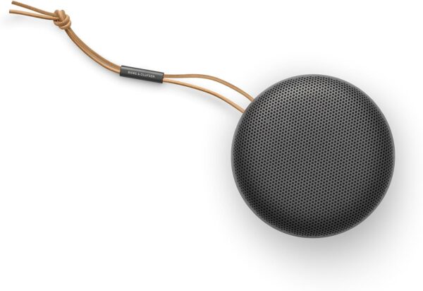 Bang & Olufsen Beosound A1 (2.ª Gen) Altavoz Bluetooth Inalámbrico Portátil Resistente al Agua y al Polvo con Sonido de 360 Grados, Alexa y Speakerphone, Black Anthracite - Image 3