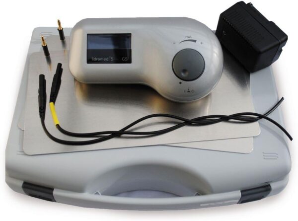 Idromed, Equipo para hiperhidrosis, 5Ps, Dos electrodos de aluminio, Para manos y pies, 2 rejillas de seguridad, Maletín de transporte, Aparato de iontoforesis, Previene la sudoración excesiva - Image 4