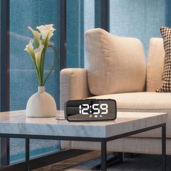 ThreeH Radio Reloj Despertador FM76-108 MHz 15 Niveles Volumen Fuerte Reloj Despertador para Personas Mayores Dormilón Pesado 2 Sonidos Timbre Alimentación por Cable y Batería Negro - Image 8