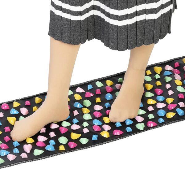 Estera de piedra para masaje de pies, alfombra de acupresión de relajación muscular de sección larga negra para masaje de pies - Image 5