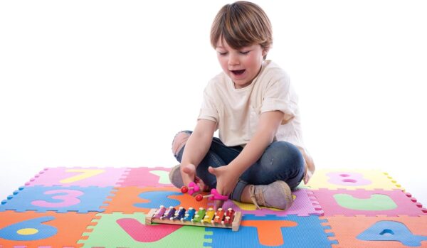 AIDBONES Puño Terapéutico Mano Bebé, Sujeción Infantil, Adaptador Cubiertos Pediátrico, Juego Inclusivo, Autismo, Falta Extremidades, Sindactilia, Parálisis, Síndromes (Pack de 2, Rosa 10 cm) - Image 5