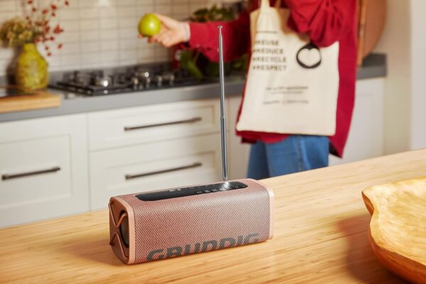 Grundig GBT Band Black: altavoz Bluetooth con radio DAB+ y FM, alcance de 30 metros, más de 8 horas de reproducción, batería de 3,7 V con 2000 mAh, versión Bluetooth V5.0 - Image 4