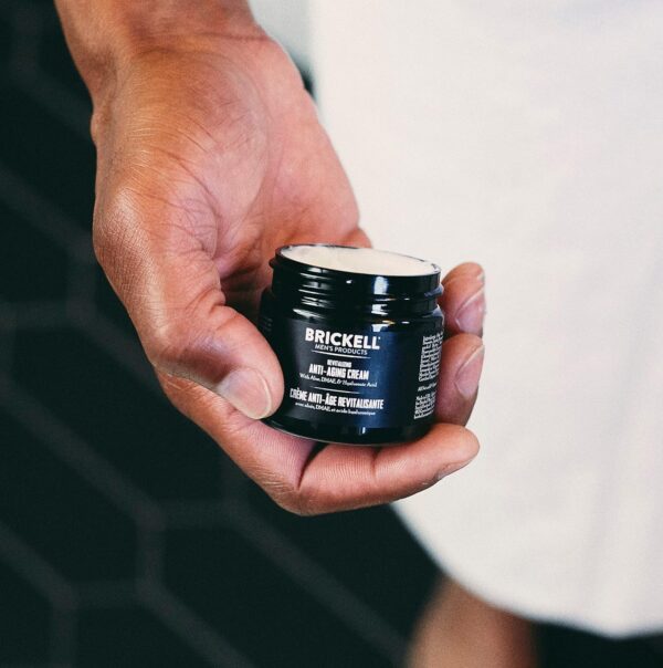 Brickell Men's Day and Night Anti Ageing Cream Rutina, Natural y Orgánica, Sin Perfume - Image 3