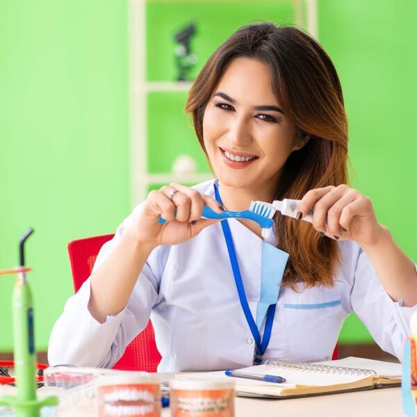 AORVYUI 2 pcs. Cepillo de dientes para dentaduras postizas | Doble cabezal, punta de precisión, ergonómico | Cepillo de dientes, dentista, alineadores, retenedores - Image 2